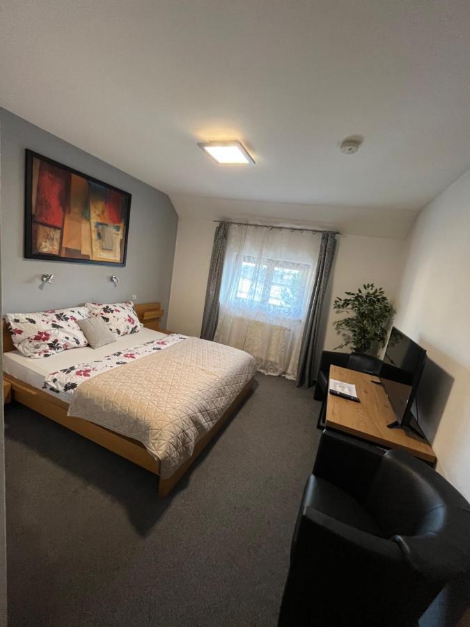 Hotel Algar Opava Luaran gambar