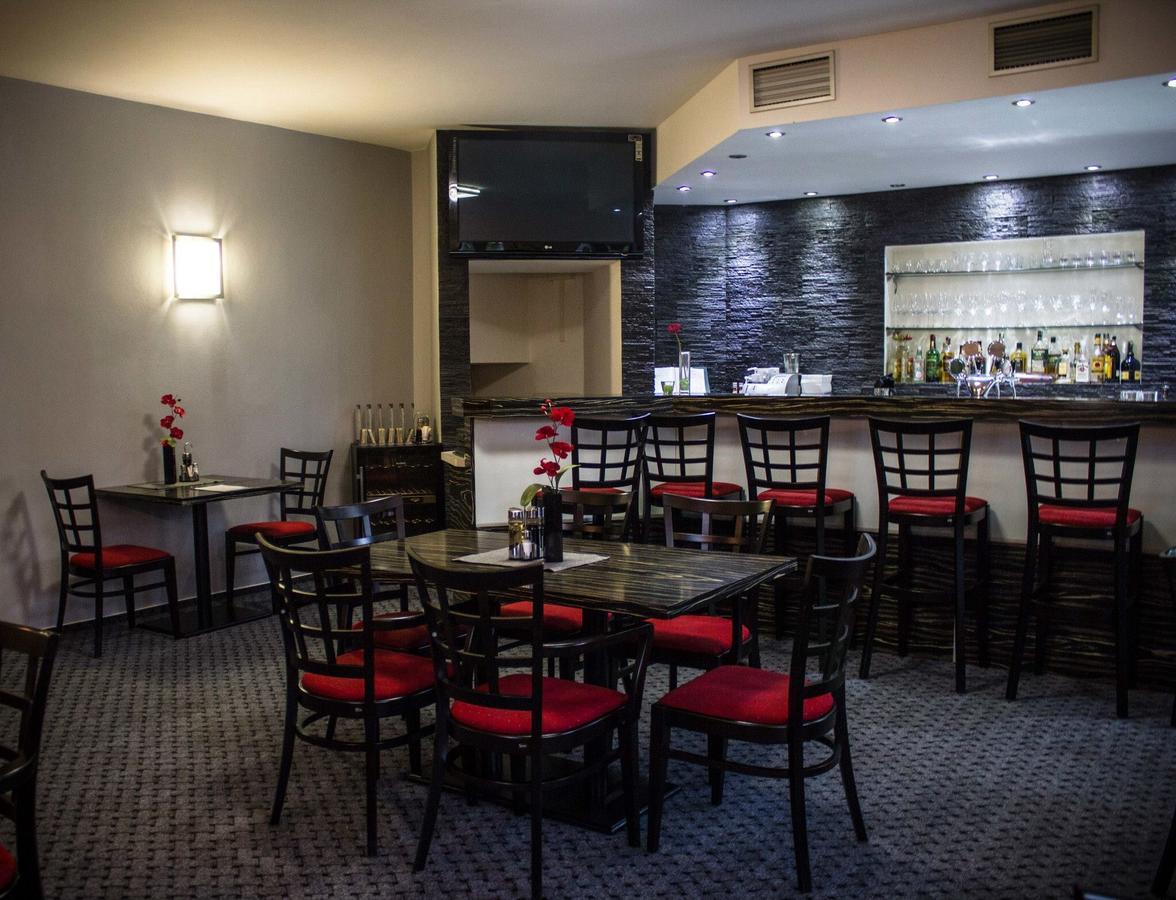 Hotel Algar Opava Luaran gambar