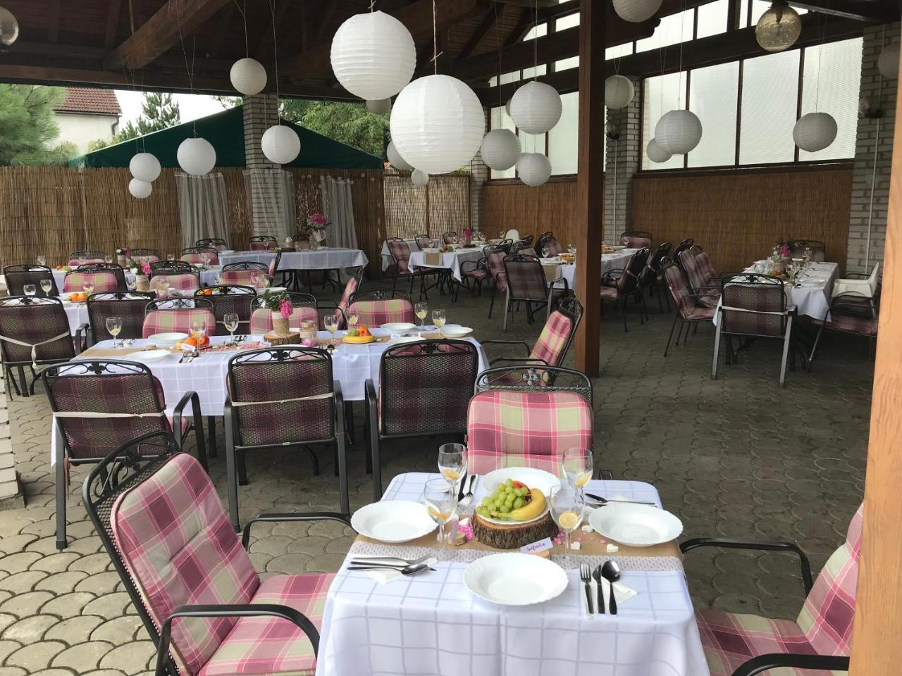 Hotel Algar Opava Luaran gambar